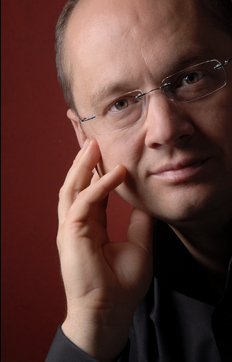 Artist photo of Eduard Stan - Piano