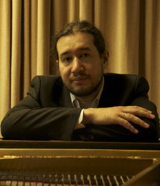 Artist photo of Tebenikhin, Amir - Klavier