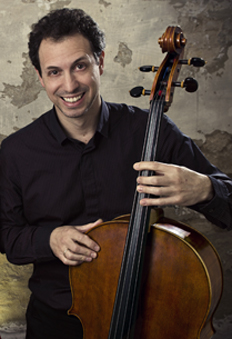 Artist photo of Khen, Ithay - Violoncello