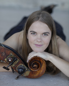 Artist photo of Hengstebeck, Alexandra - Double Bass