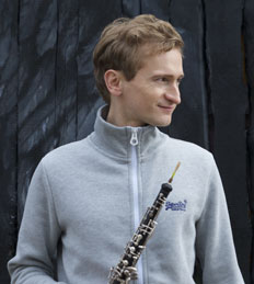 Artist photo of Thomas Hecker - Oboe