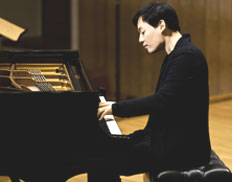 Artist photo of William Youn - Klavier