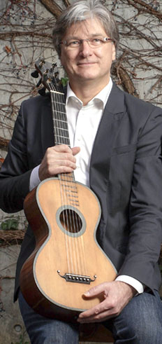 Stephan Schmidt Artist photo of Stephan Schmidt - Gitarre