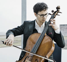 Artist photo of Mark Schumann - Violoncello