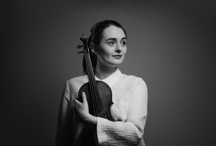 Artist photo of Kramb, Anne Luisa - Violine