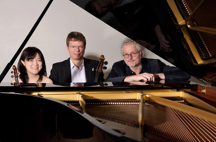 Artist photo of Hamburg Trio - Violine, Cello, Klavier