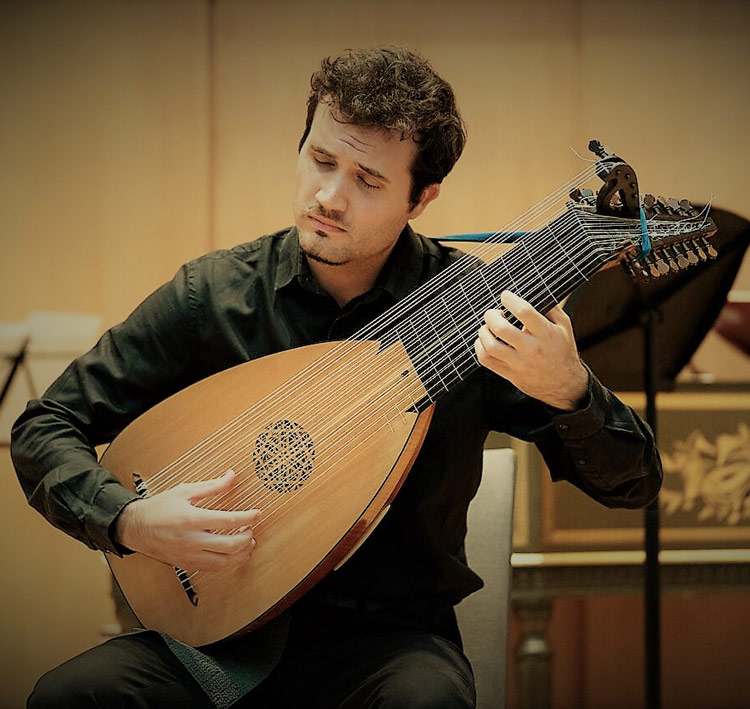 Benoît Fallai, Lute, Theorbo, Guitar