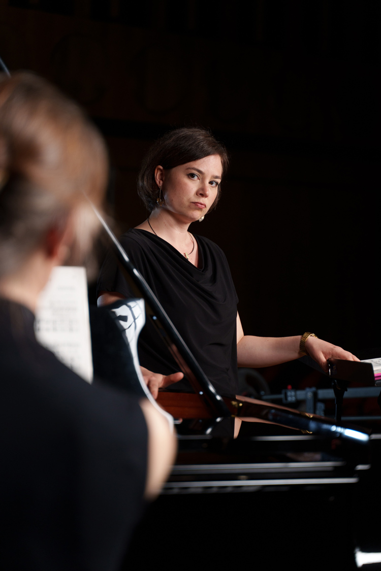 Konzert mit Pia Viola Buchert und Tatjana Dravenau im Ariowitsch-Haus in Leipzig anlässlich des Holocaust-Gedenktages